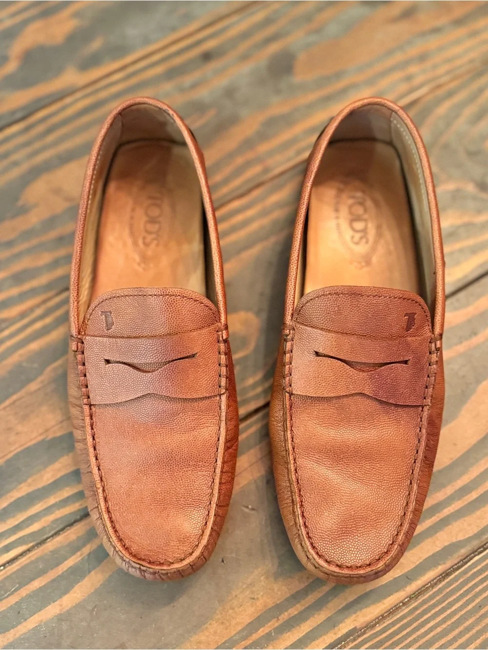 Tod’s Gommino Brown Pebbled Leather Driving Loafers Made in Italy Size 7.5